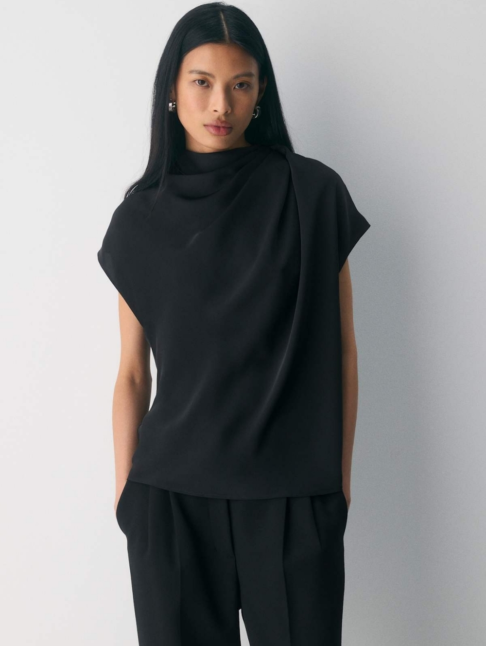 Aritza Nominee Satin Blouse